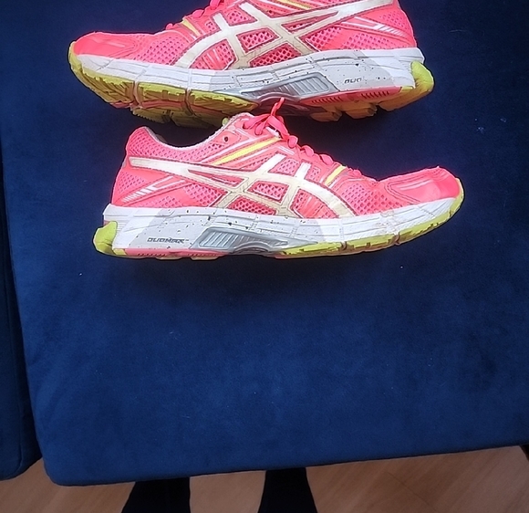 ASICS Women's Neon Pink Athletic Shoes - Picture 6 of 10